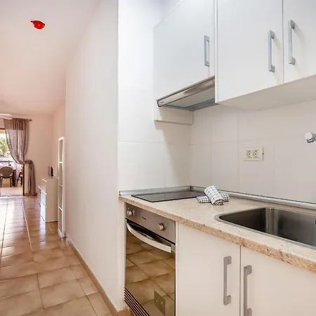 Apartment Castle Harbour Cozy Heated Pool Cristianos Lovetenerife