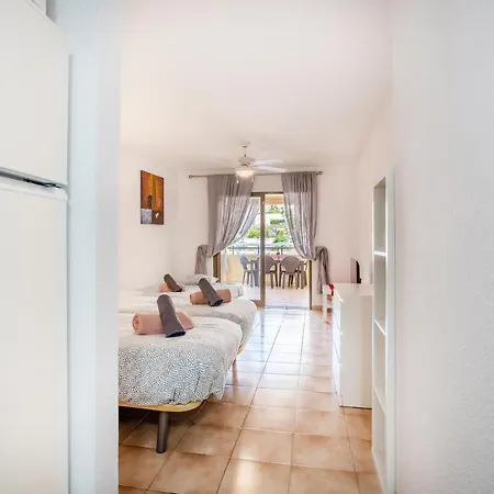 Castle Harbour Cozy Heated Pool Cristianos Lovetenerife Apartment